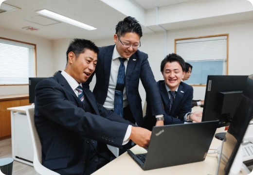 社内のメンバーと連携しながら、お客様に最大限の価値を提供していきましょう。
